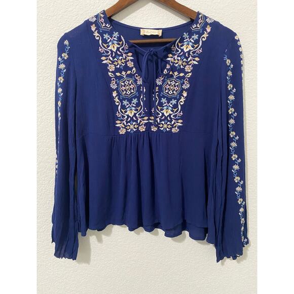 Altar'd State Tops - Altar'd State Top Blouse Women's Size S Embroidered Floral Long Sleeves Blue